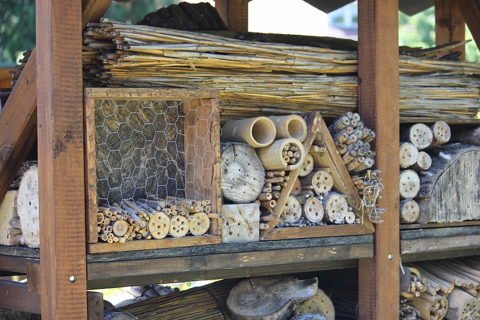 Házi készítésű méh hotel