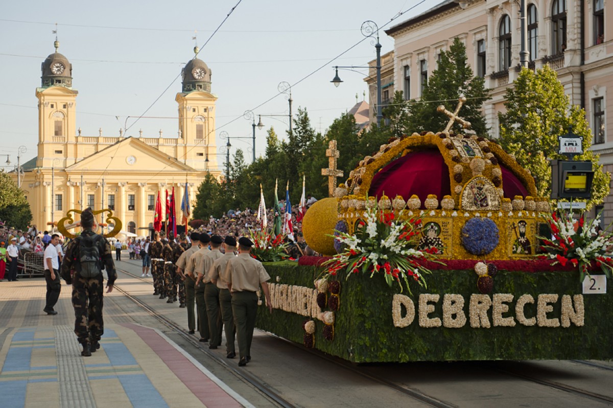 viragkarneval.jpg