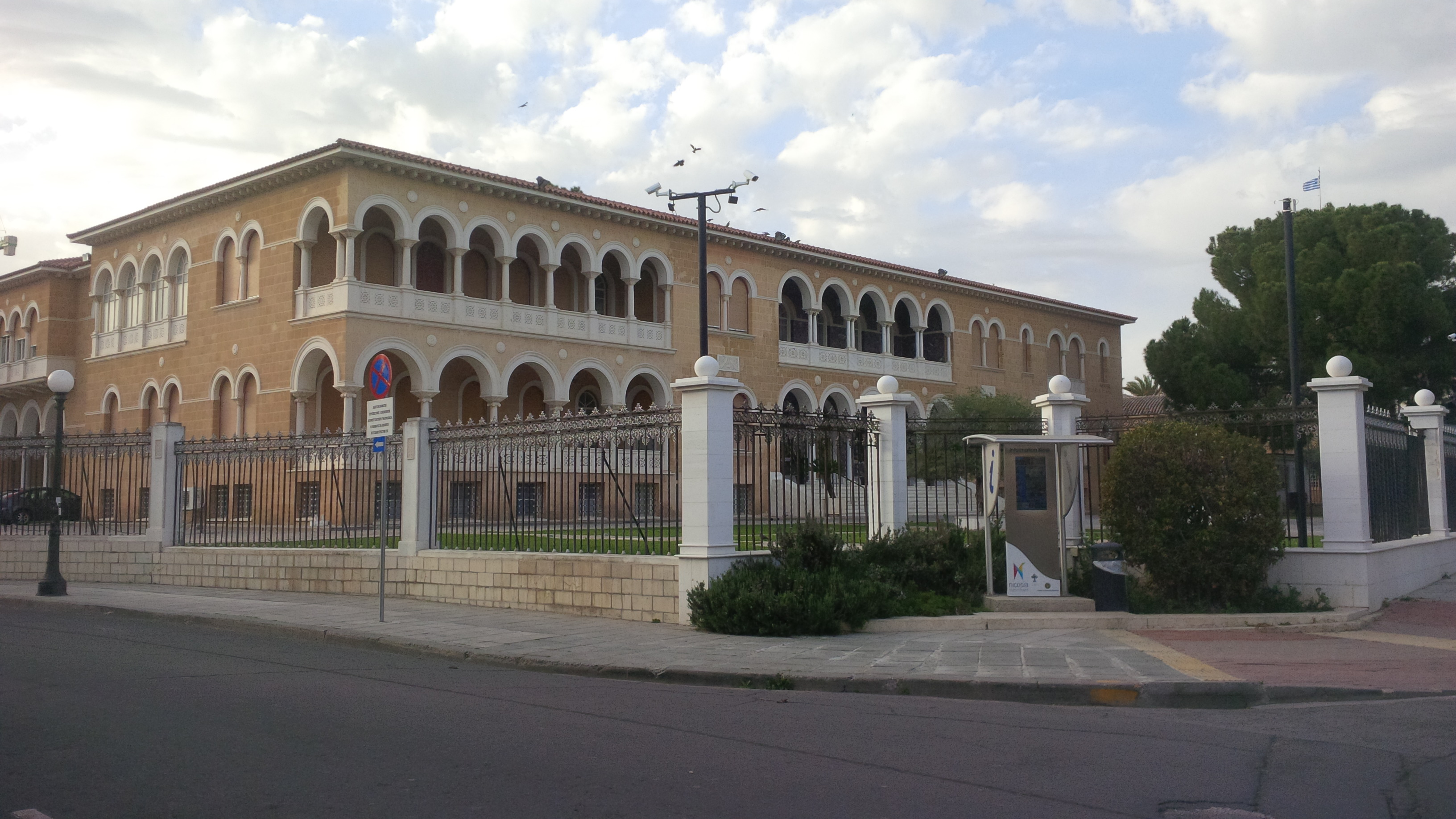 Egyházi méltóság rezidenciája Nicosiában (görög oldal)