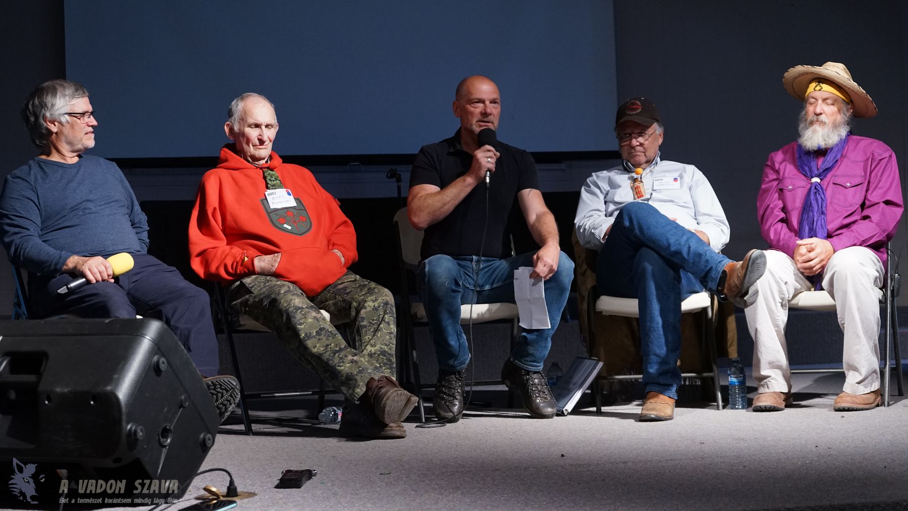 A bushcraft észak-amerikai titánjai: André-François Bourbeau, Mors Kochanski, Les Stroud (ezúttal moderátorként), David Wescott és David Holladay