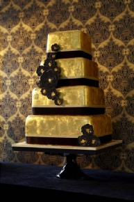 Goldleafcake2.jpg