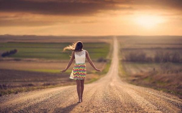 take-off-the-clothes-on-the-road-between-the-girl-and-then-.jpg