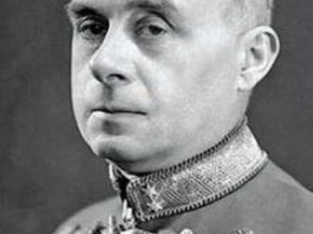 1946.08.22. kivégezték Sztójay Döme tábornokot