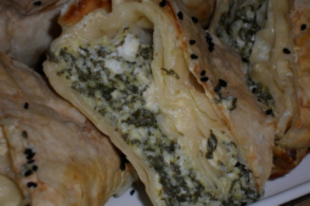 Spenótos börek