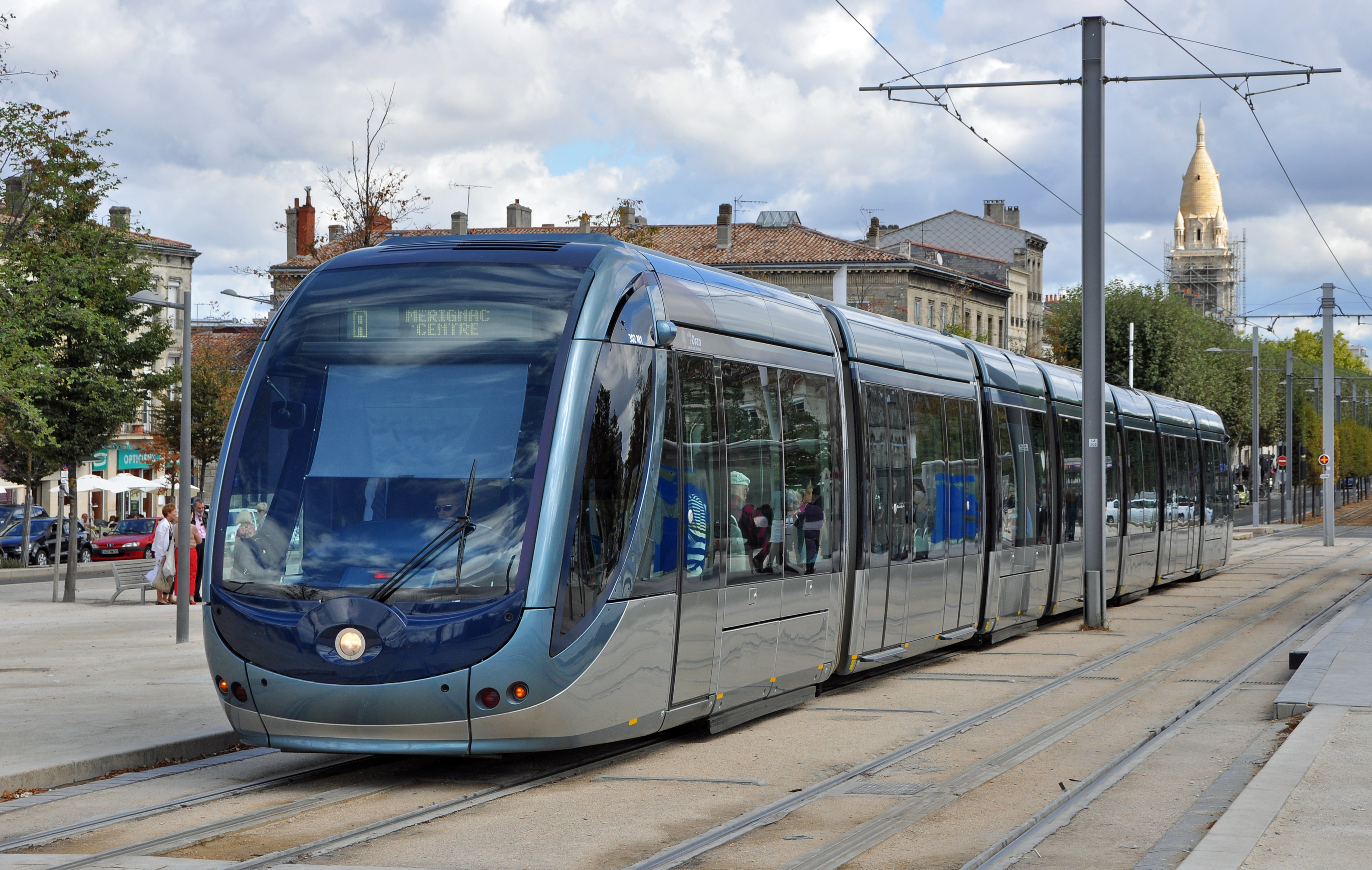 bordeaux_tram_r01.jpg