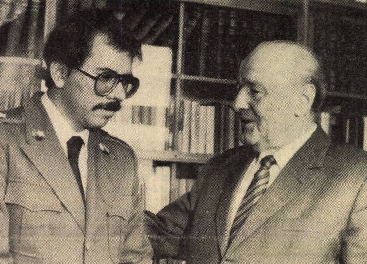 idokapszula_1984_franciaorszagi_labdarugo_europa-bajnoksag_elodontok_es_a_donto_daniel_ortega_kadar_janos.jpg