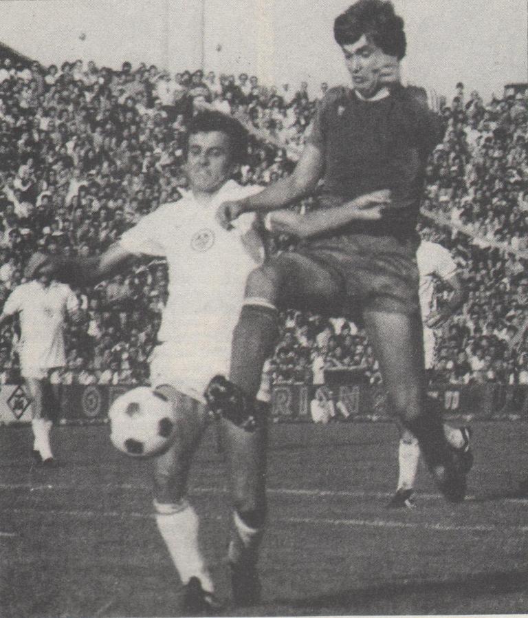 idokapszula_nb_i_1982_83_29_fordulo_ferencvaros_tatabanya_rubold_lakatos.jpg