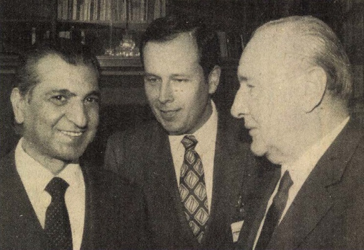 idokapszula_nb_i_1982_83_franciaorszag_magyarorszag_kadar_janos_babrak_karmal_2.jpg