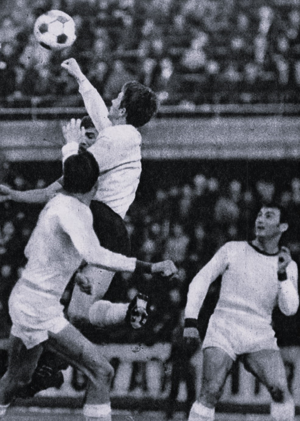 osztalynaplo_rothermel_adam_tatabanya_1970_osz.jpg