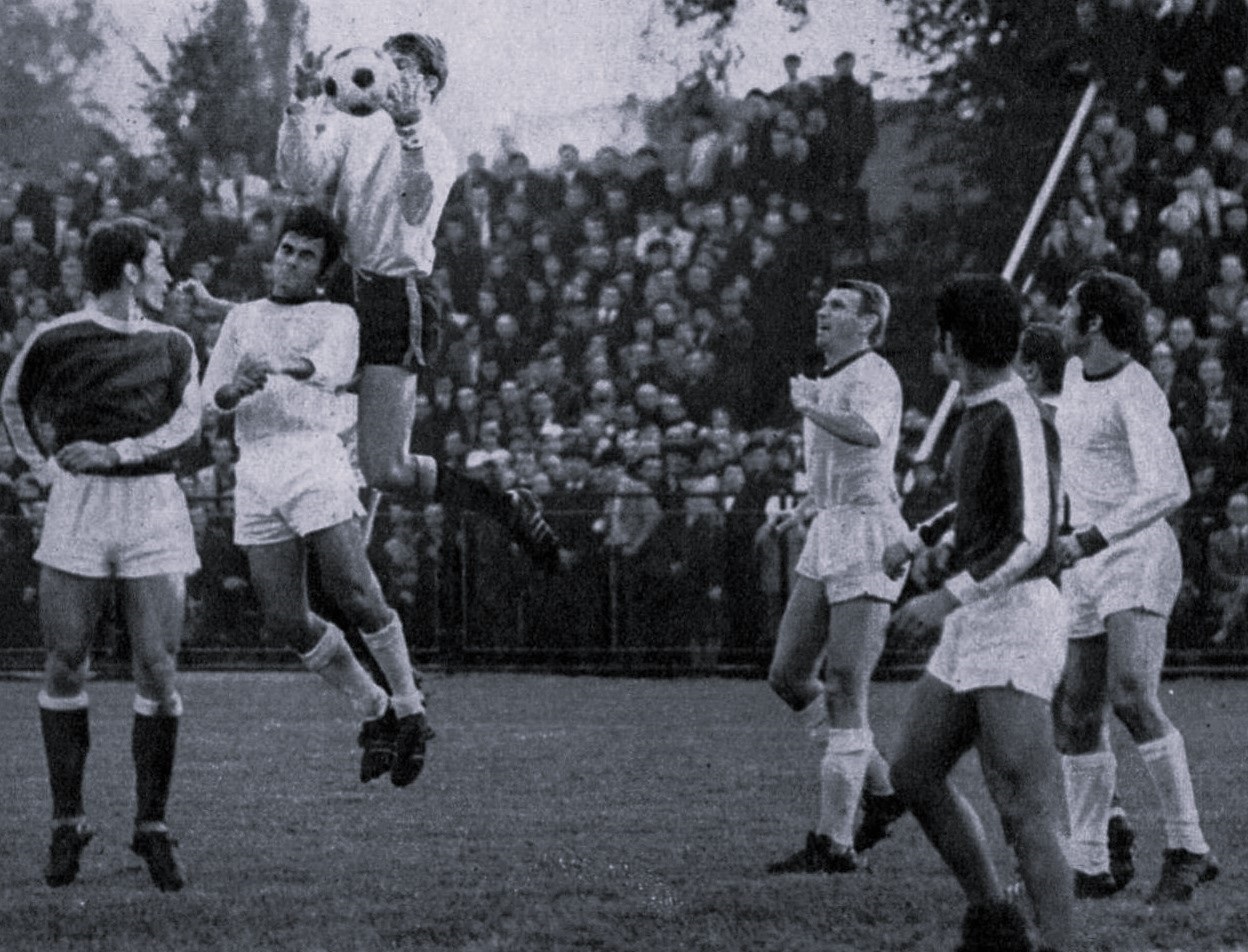 osztalynaplo_rothermel_adam_tatabanya_1972_osz.jpg