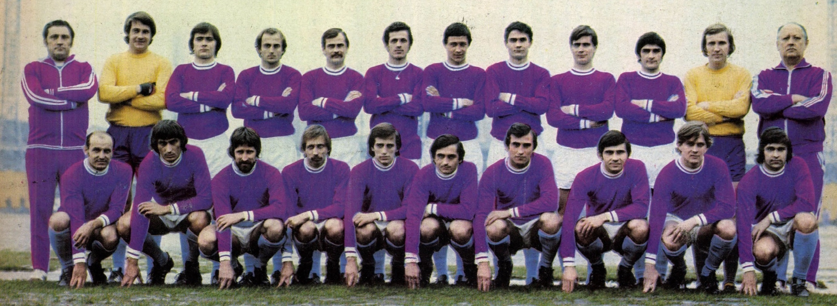 osztalynaplo_rothermel_adam_ujpesti_dozsa_1976_osz_csapatkep.jpg
