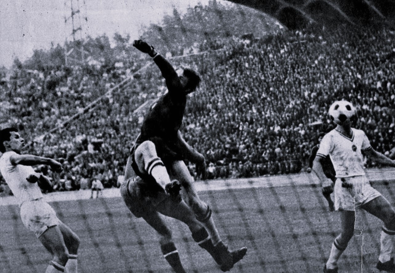 osztalynaplo_rothermel_adam_valogatott_1971_bulgaria.jpg