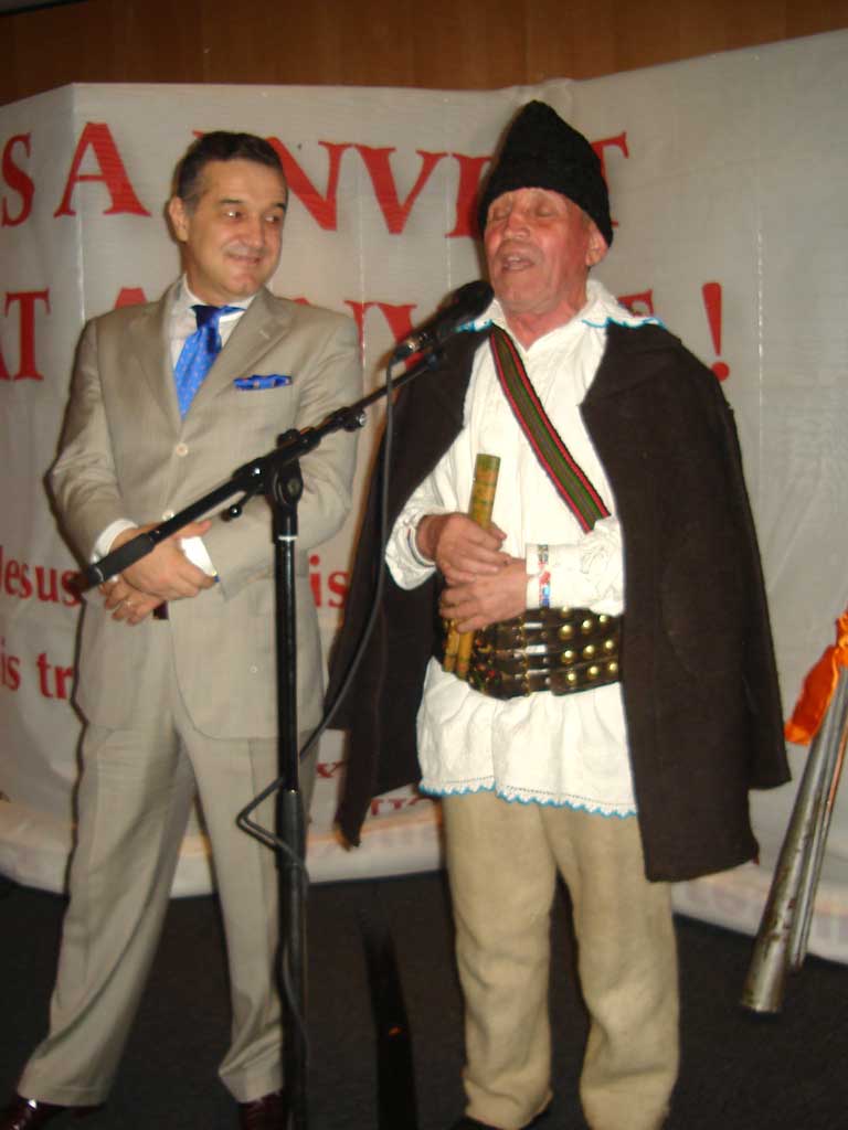 Nicolae-Pitis_George-Becali.jpg