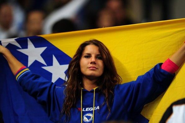 Bosnian-football-fans.jpg