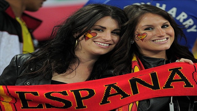 Spain-EURO2012_fans-771166.jpg