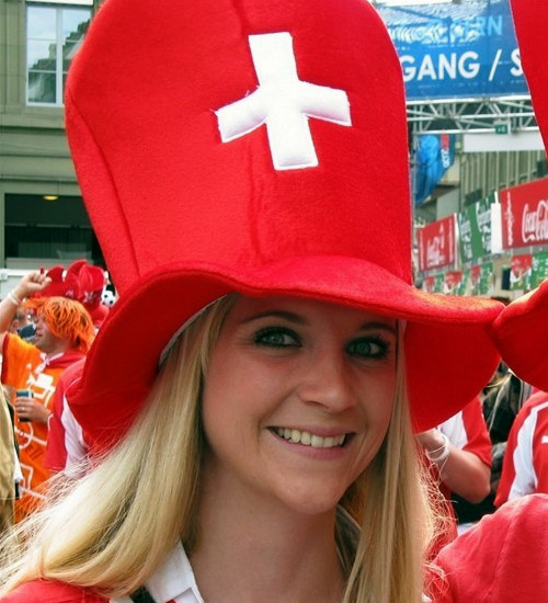 Switzerland-Hot-Football-Female-Fans-Sexy-Swiss-Soccer-Girls-4.jpg