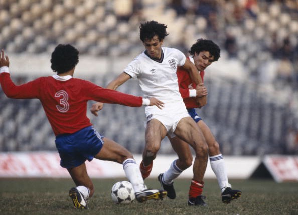 idokapszula_1984_franciaorszagi_labdarugo_europa-bajnoksag_csoportkorok_chile_anglia_mark_hateley.jpg