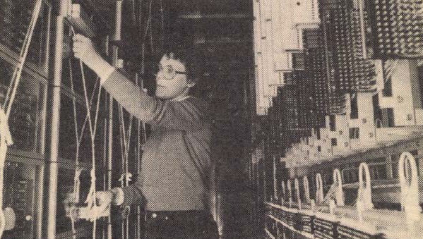 idokapszula_nb_i_1984_85_tavaszi_zaras_edzoi_gyorsmerleg_1_mobil_kontenerkozpont.jpg