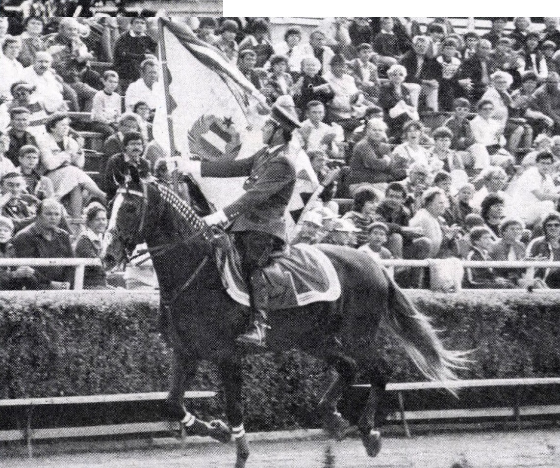 idokapszula_nb_i_1984_85_tavaszi_zaras_edzoi_gyorsmerleg_1_u_dozsa_centenariumi_unnepseg_lovas_rendor.jpg