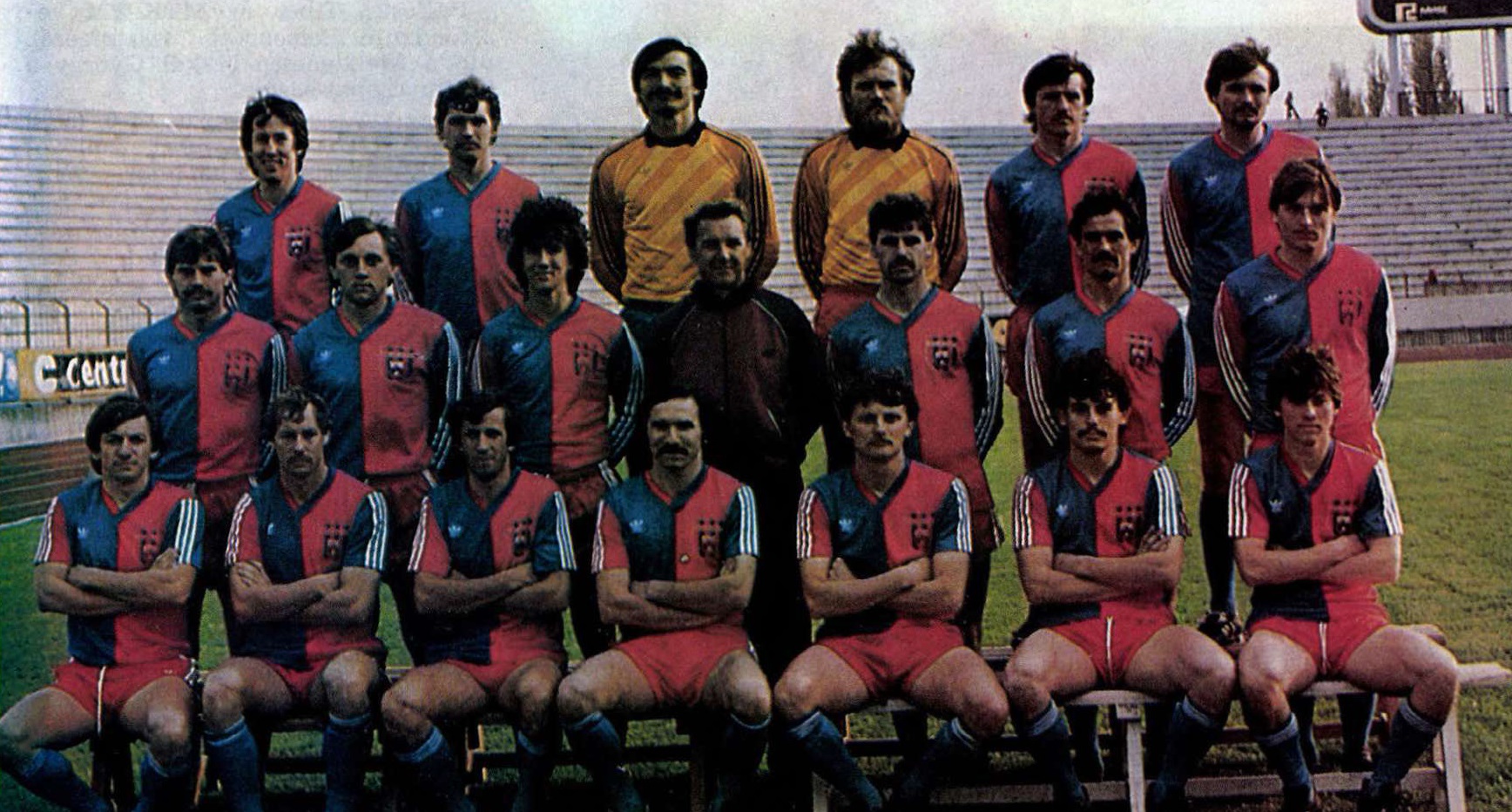 idokapszula_nb_i_1984_85_tavaszi_zaras_merlegen_a_felsohaz_3_videoton_csapatkep.jpg