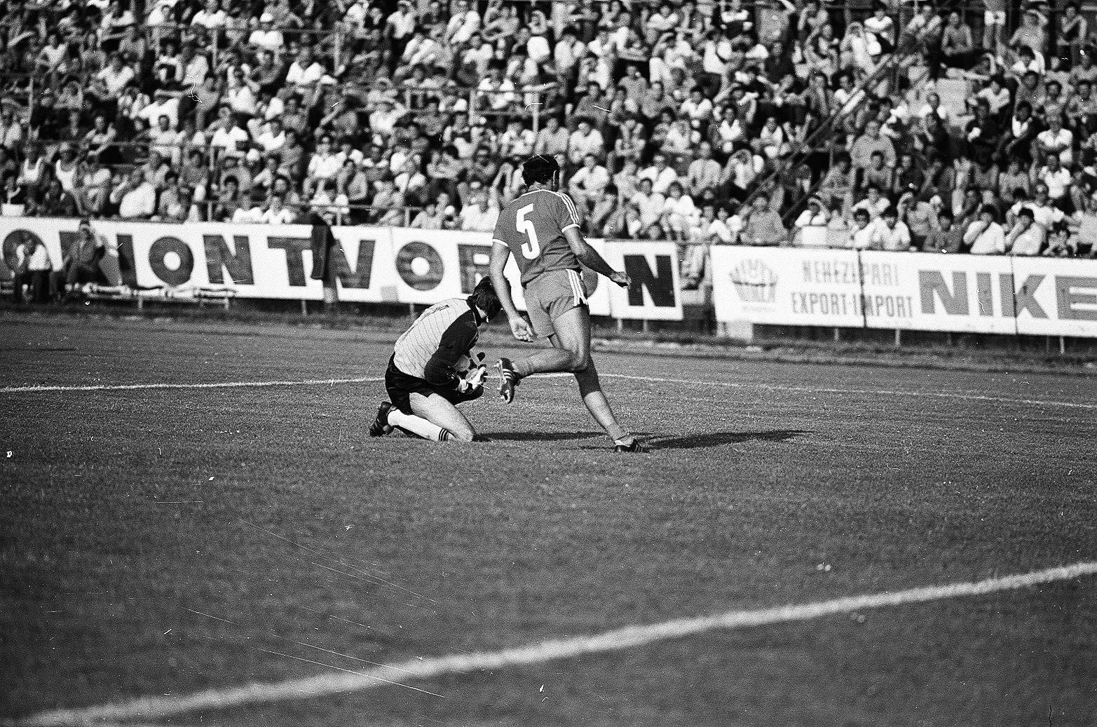 idokapszula_nb_i_1984_85_tavaszi_zaras_az_nb_ii_es_a_harmadik_vonal_bp_honved_partizan_beograd_gujdar_sandor_pal_jozsef.jpg