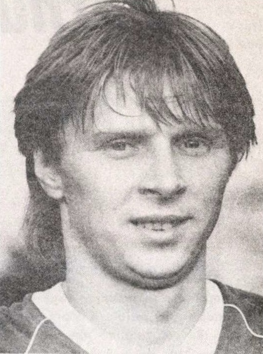 idokapszula_nb_i_1984_85_tavaszi_zaras_az_nb_ii_es_a_harmadik_vonal_duna_csoport_bp_epitok_toth_karoly.jpg