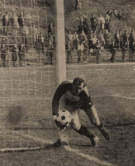 idokapszula_nb_i_1984_85_tavaszi_zaras_az_nb_ii_es_a_harmadik_vonal_duna_csoport_oroszlany_dorog_csepecz_janos.jpg
