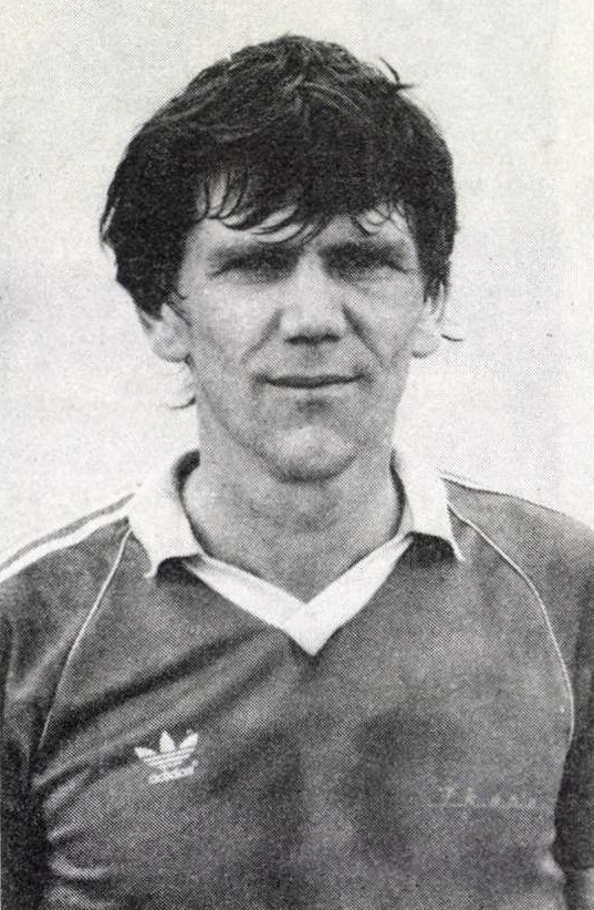 idokapszula_nb_i_1984_85_tavaszi_zaras_az_nb_ii_es_a_harmadik_vonal_duna_csoport_vasas_ikarus_hideg_laszlo.jpg
