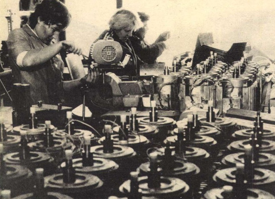 idokapszula_nb_i_1984_85_tavaszi_zaras_az_nb_ii_es_a_harmadik_vonal_pusztaszabolcsi_mezogep.jpg
