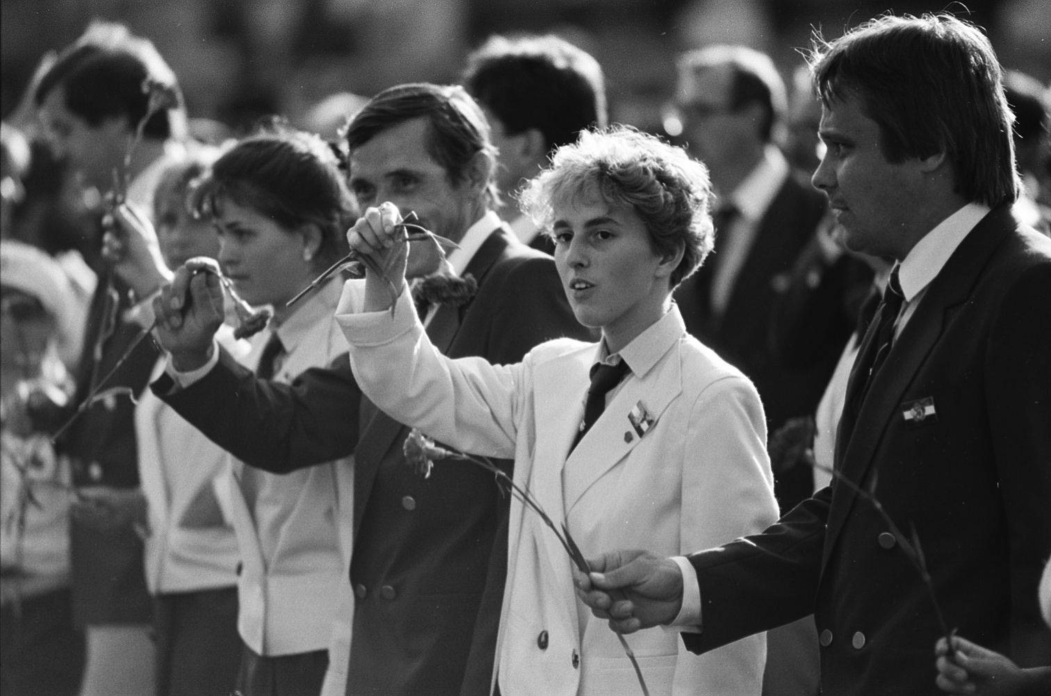 idokapszula_nb_i_1984_85_tavaszi_zaras_az_nb_ii_es_a_harmadik_vonal_vit_kossuth_teri_bucsu_4.jpg