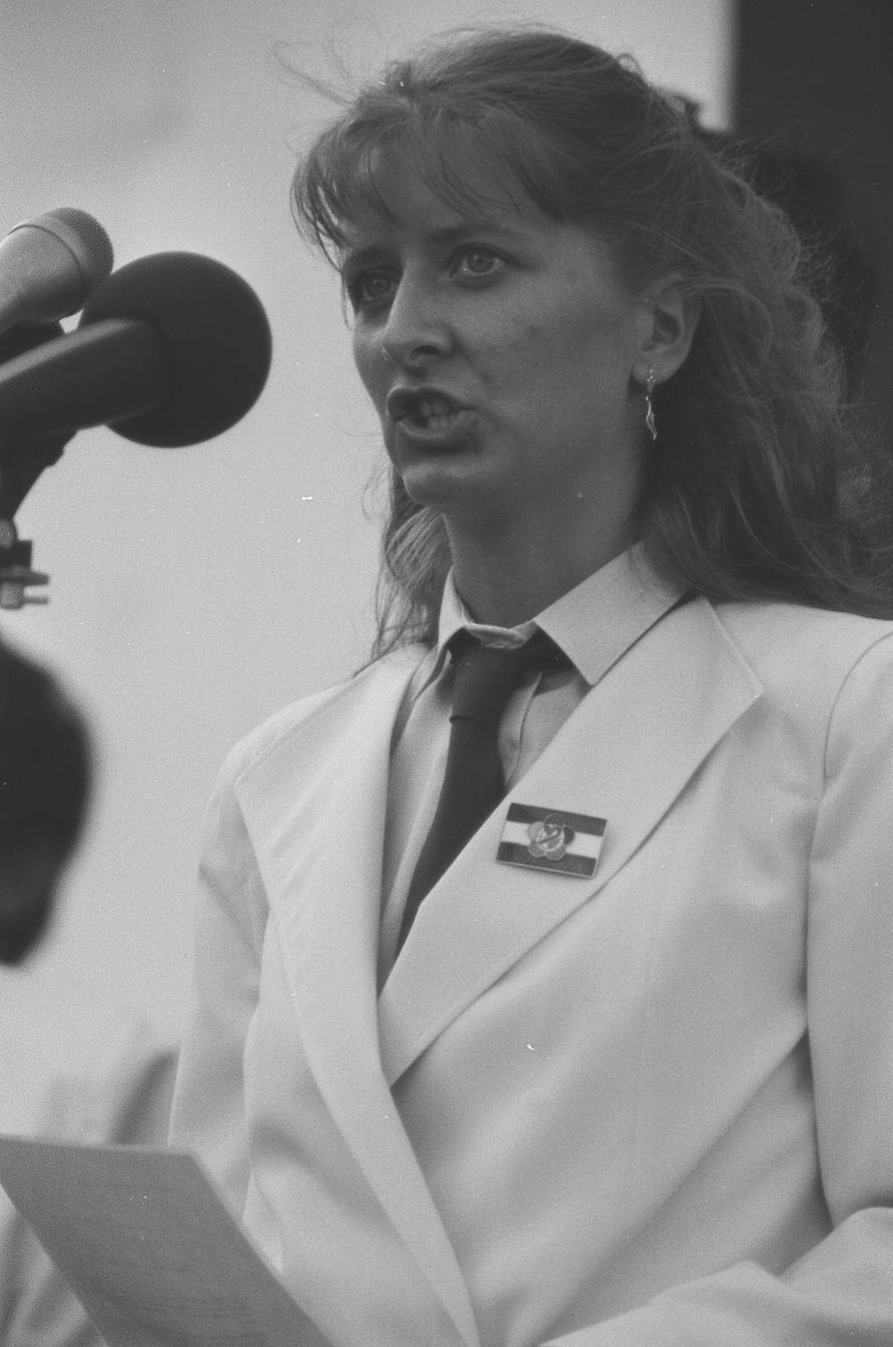 idokapszula_nb_i_1984_85_tavaszi_zaras_az_nb_ii_es_a_harmadik_vonal_vit_kossuth_teri_bucsu_95.jpg