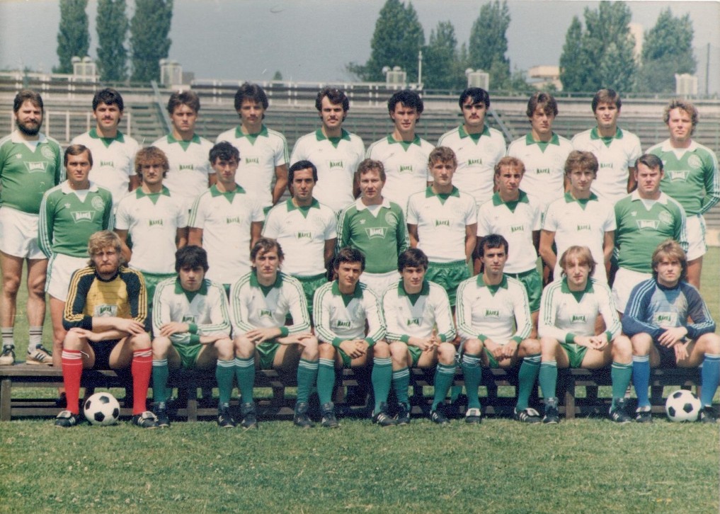 idokapszula_nb_i_1984_85_tavaszi_zaras_statisztikak_ferencvaros_csapatkep.jpg