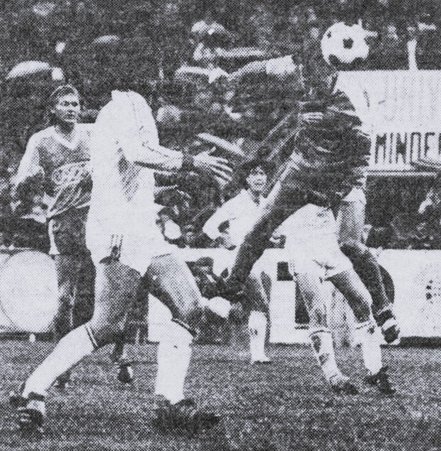 idokapszula_nb_i_1984_85_tavaszi_zaras_tabellaparade_palyavalasztokent_6_fordulo_zte_bp_honved_gass_istvan.jpg