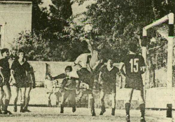 idokapszula_nb_i_1985_86_1_fordulo_teruleti_bajnoksagok_koros_csoport_szegedi_dozsa_oroshazi_hataror_dozsa.jpg