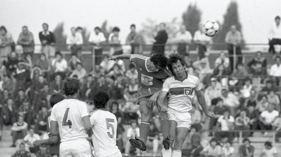 idokapszula_nb_i_1985_86_10_fordulo_bp_honved_videoton_dajka_csuhay.jpg
