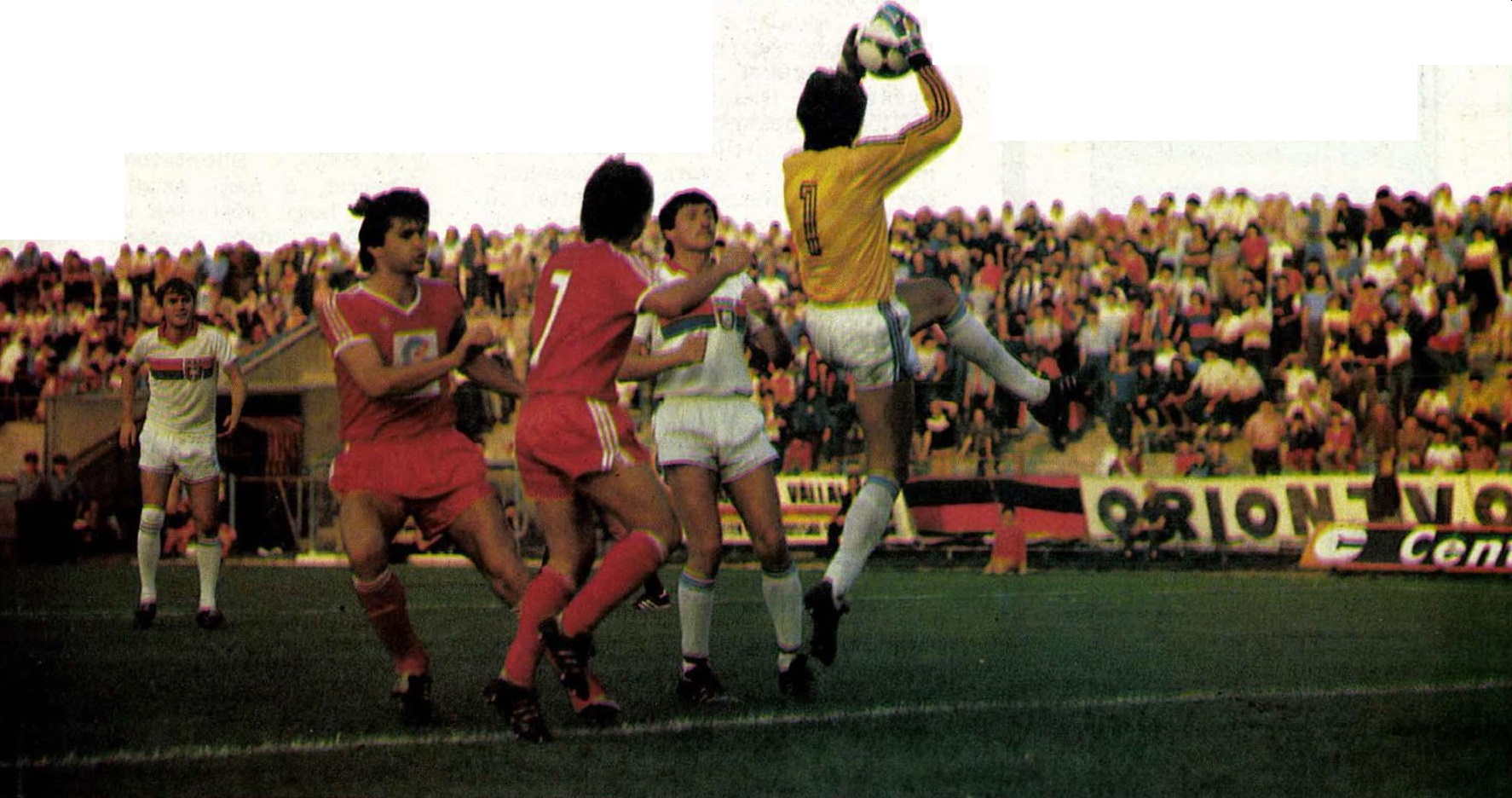 idokapszula_nb_i_1985_86_10_fordulo_bp_honved_videoton_kurucz_nagy_antal_bodonyi_szabo_jozsef_disztl_peter.jpg