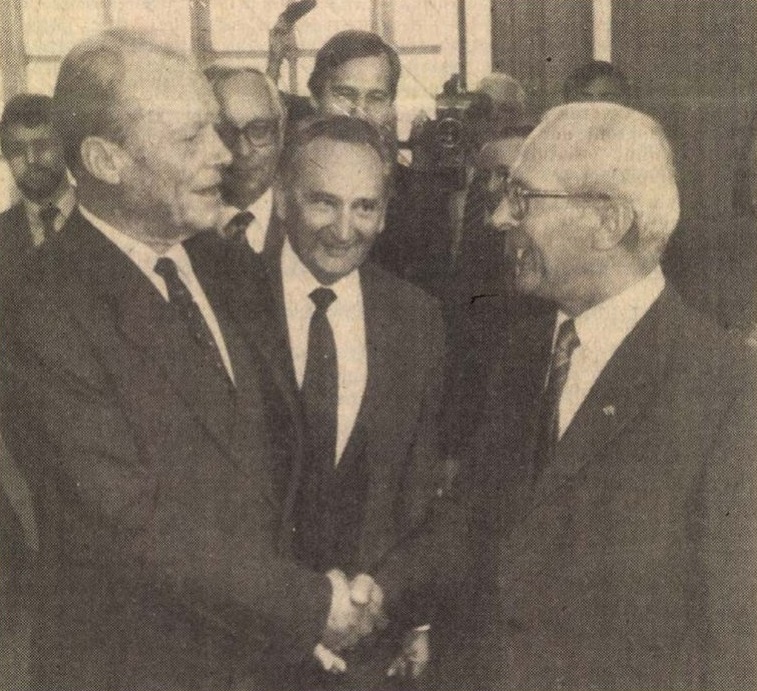 idokapszula_nb_i_1985_86_10_fordulo_willy_brandt_erich_honecker.jpg