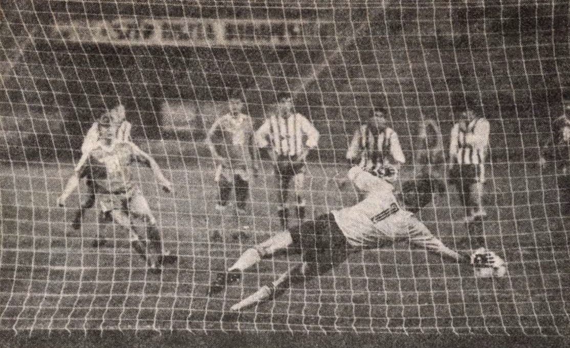 idokapszula_nb_i_1985_86_11_fordulo_bp_honved_ferencvaros_detari_lajos.jpg