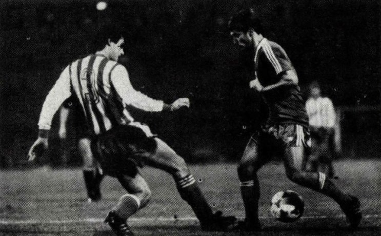 idokapszula_nb_i_1985_86_11_fordulo_bp_honved_ferencvaros_pinter_kovacs_kalman.jpg