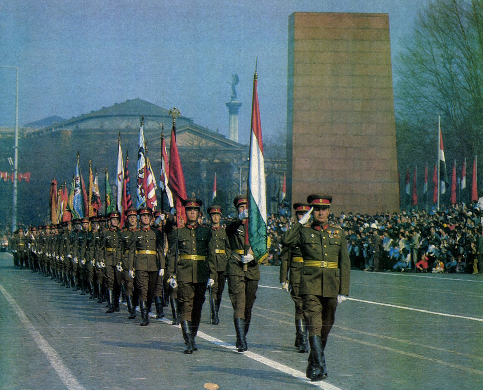 idokapszula_nb_i_1985_86_11_fordulo_fegyveres_erok_napja_3.jpg