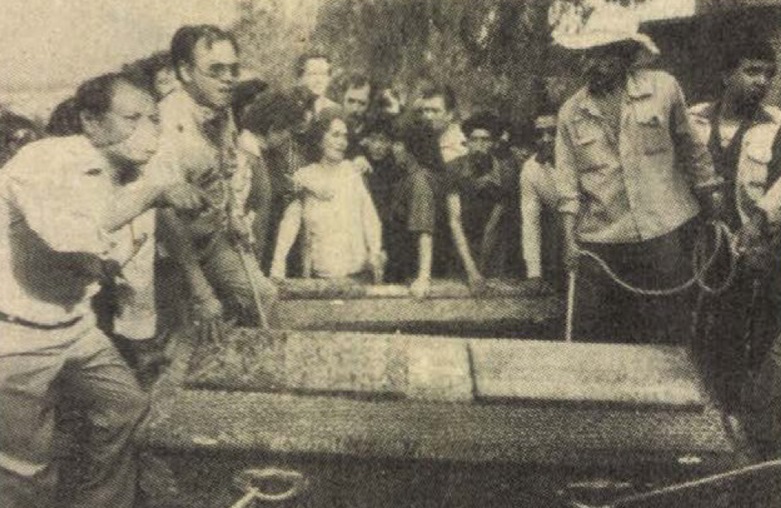 idokapszula_nb_i_1985_86_11_fordulo_mexikoi_foldrenges_temetes.jpg