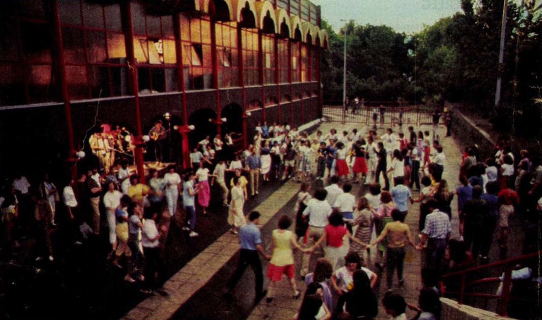 idokapszula_nb_i_1985_86_11_fordulo_petofi_csarnok.jpg
