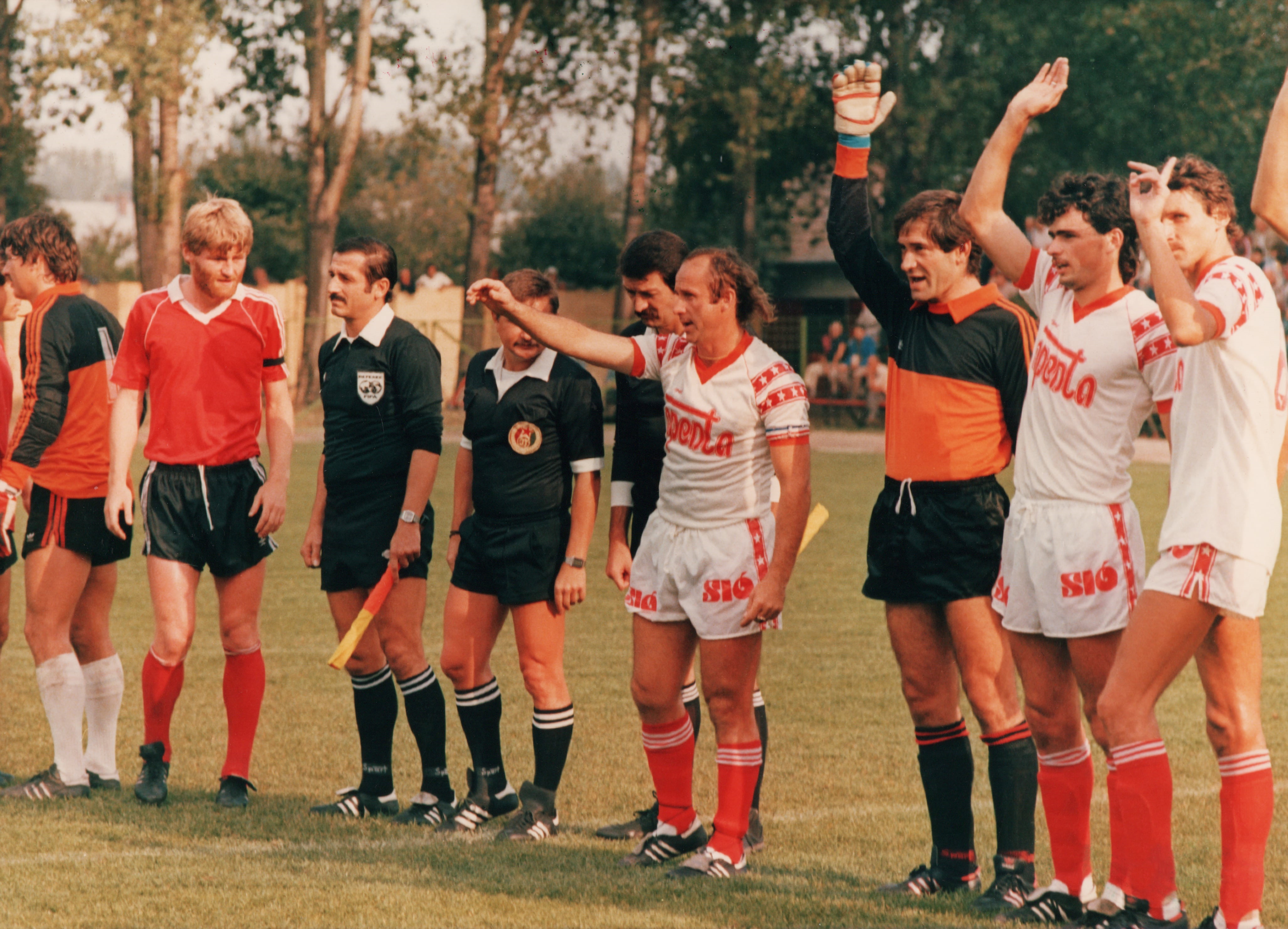 idokapszula_nb_i_1985_86_11_fordulo_siofok_pecsi_msc_bodnar_roth_bodi_kovacs_laszlo.jpg