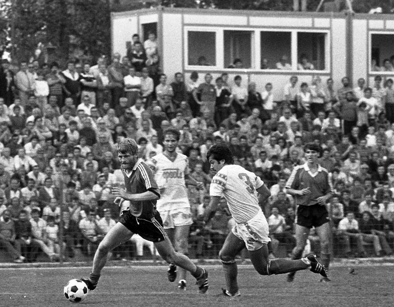 idokapszula_nb_i_1985_86_11_fordulo_siofok_pecsi_msc_roth_pardavi_szajcz_konya.jpg