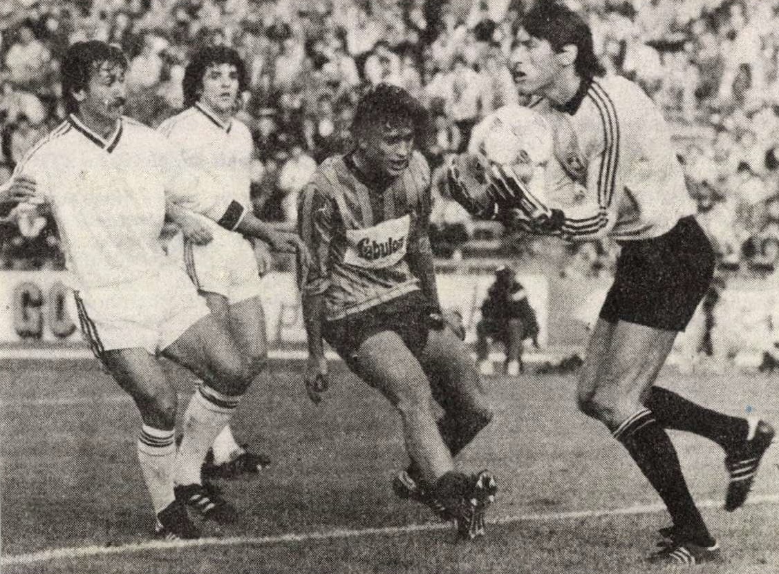 idokapszula_nb_i_1985_86_11_fordulo_vasas_u_dozsa_nyul_szendrei_ambrus_szucs.jpg