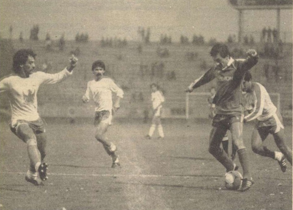 idokapszula_nb_i_1985_86_11_fordulo_videoton_dmvsc_majer_lajos.jpg