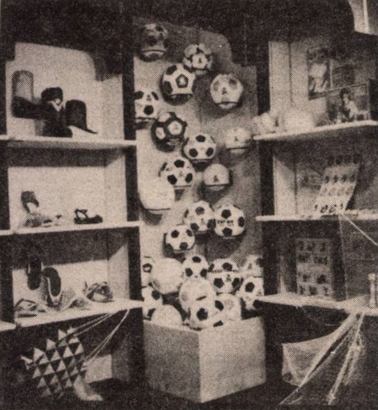 idokapszula_nb_i_1985_86_klubcsapataink_nemzetkozi_kupaszereplese_1_fordulo_2_kor_budapesti_nemzetkozi_vasar_artex.jpg