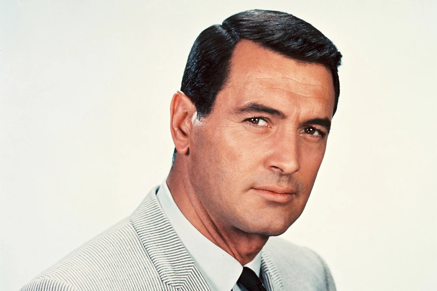 idokapszula_nb_i_1985_86_klubcsapataink_nemzetkozi_kupaszereplese_1_fordulo_2_kor_rock_hudson.jpg