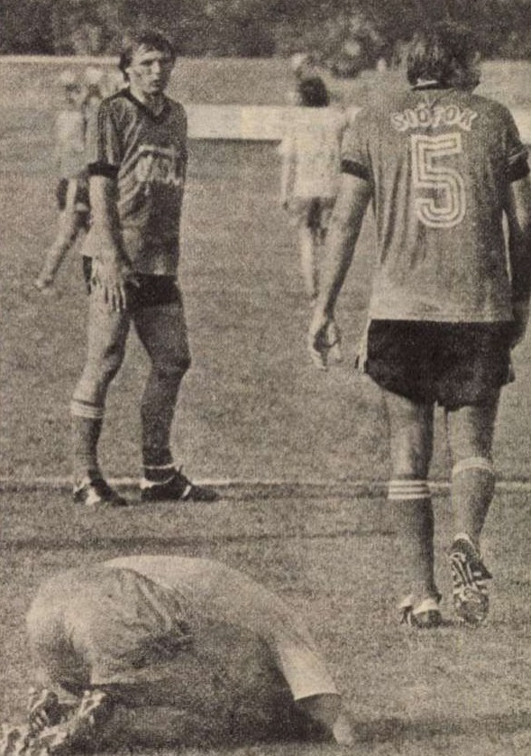 idokapszula_nb_i_1985_86_12_fordulo_dmvsc_siofok_viragh_erno.jpg
