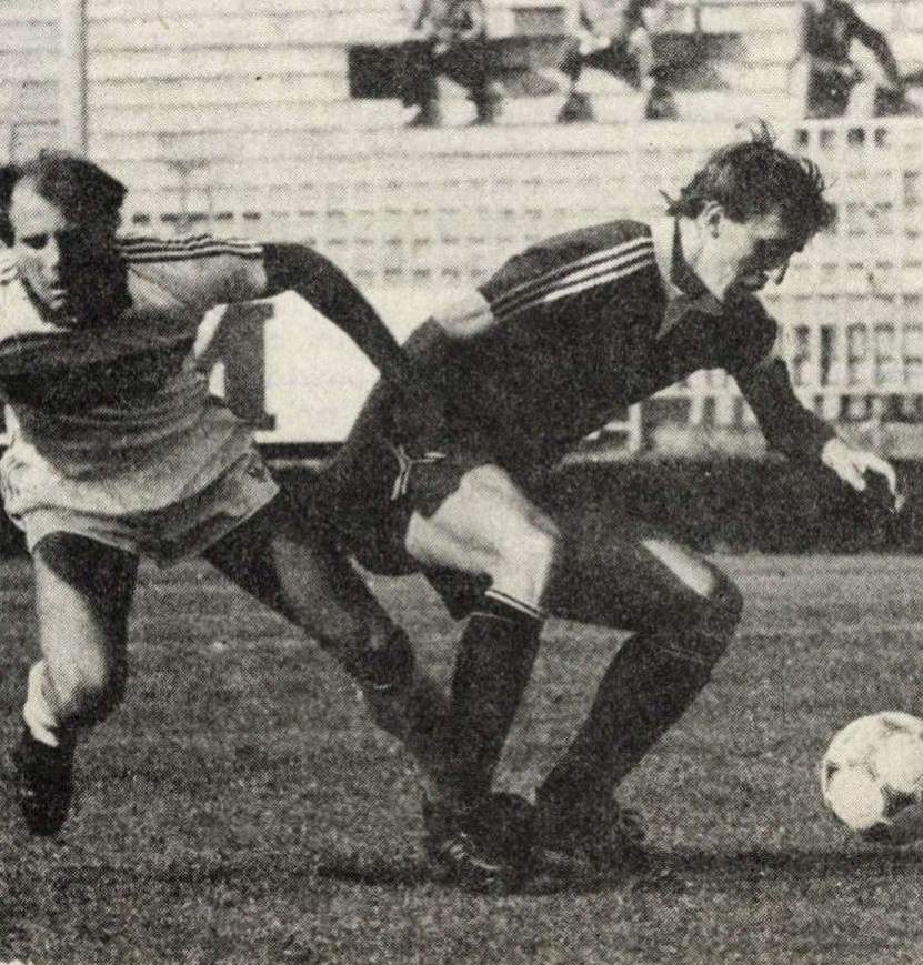 idokapszula_nb_i_1985_86_12_fordulo_u_dozsa_videoton_kerekes_heredi.jpg